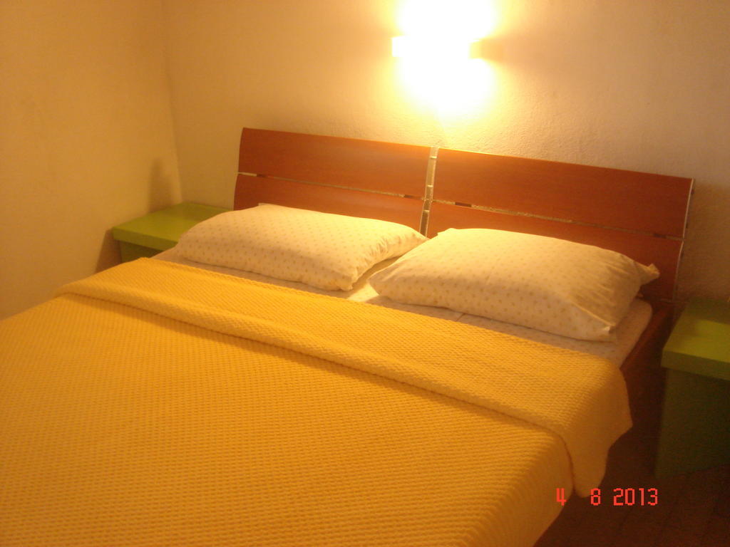 Apartments Renata Primošten Rom bilde